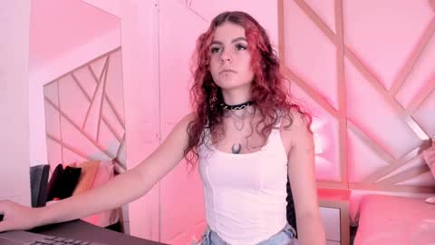 Snapshot of scarletpunk_ chatting on December 10, 2024, 1:55 pm Scarlet online show from December 10, 2024, 1:55 pm