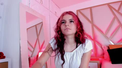 Snapshot of scarletpunk_ chatting on January 15, 2025, 12:25 pm Scarlet online show from January 15, 2025, 12:25 pm