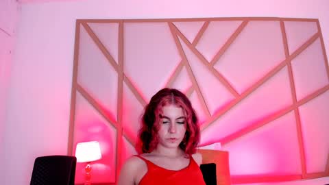 Snapshot of scarletpunk_ chatting on January 20, 2025, 4:01 pm Scarlet online show from January 20, 2025, 4:01 pm