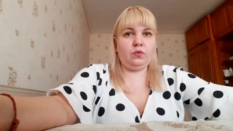 scarletsin3 online show from May 4, 2026, 9:05 am