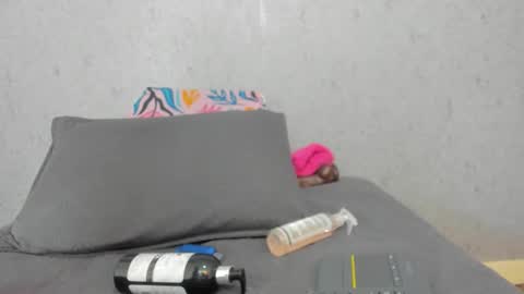 Scarlett 3 online show from October 15, 2025, 3:06 am