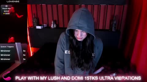 Snapshot of scarlett__fox__ chatting on December 16, 2024, 5:43 pm SCARLETT FOX online show from December 16, 2024, 5:43 pm