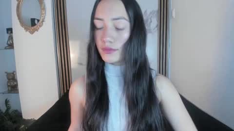 Snapshot of scarlett__fox__ chatting on September 22, 2025, 11:23 am SCARLETT FOX online show from September 22, 2025, 11:23 am