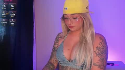 Snapshot of scarlett_collins_ chatting on June 13, 2026, 3:32 pm SCARLETT COLLINS online show from June 13, 2026, 3:32 pm