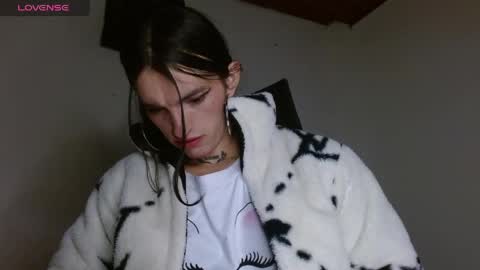 scarlet online show from April 14, 2026, 1:55 am
