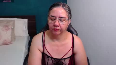 Scarlett  online show from December 23, 2025, 5:49 am