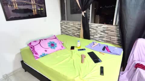 Scarlett Evans online show from December 18, 2024, 3:37 am