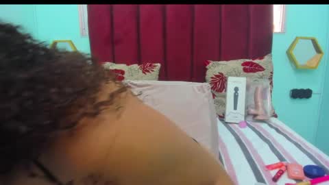 Snapshot of scarlett_fox20 chatting on May 3, 2026, 1:28 pm scarlett_fox20 online show from May 3, 2026, 1:28 pm