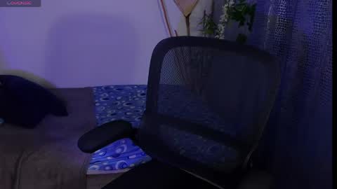 scarlett online show from April 18, 2026, 5:11 am