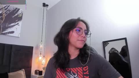 Scarllett online show from February 8, 2026, 4:27 am