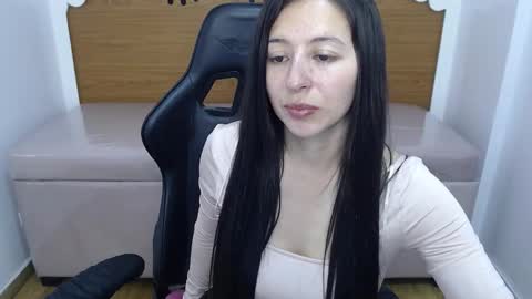 scarlett_percy_t online show from November 17, 2025, 7:52 pm