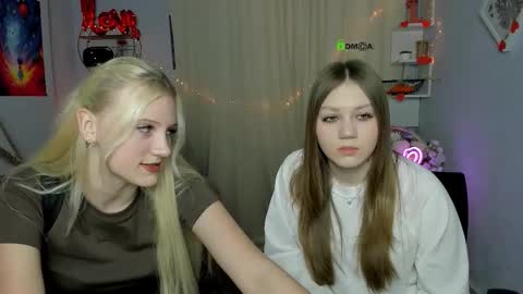 Snapshot of scarlett_silence_ chatting on February 23, 2026, 9:28 am Scarlett online show from February 23, 2026, 9:28 am