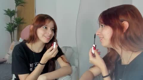 Snapshot of scarlett_smith_3 chatting on November 25, 2025, 2:55 am scarlett smith 3 online show from November 25, 2025, 2:55 am