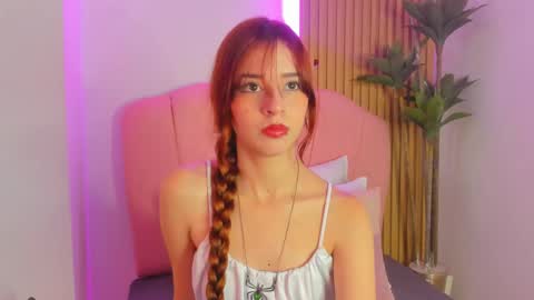 scarlett smith 3 online show from December 3, 2025, 2:19 am