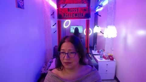 scarlett_widow online show from October 20, 2025, 2:45 am