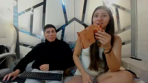 Scarlett and Lucas online show from February 19, 2026, 12:45 pm