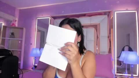 Scarlette  online show from June 27, 2026, 3:22 am
