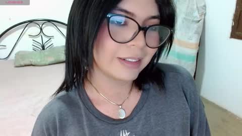 Snapshot of scarlette_mason_1 chatting on December 3, 2025, 7:01 pm KARLA online show from December 3, 2025, 7:01 pm