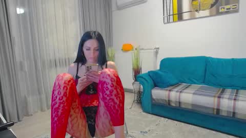 Scarlett online show from February 14, 2026, 4:53 am