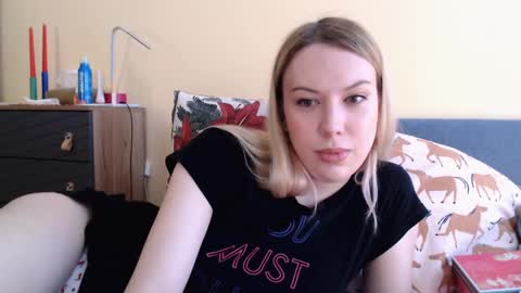 Snapshot of scarlettford chatting on December 20, 2024, 11:10 am Scarlett online show from December 20, 2024, 11:10 am