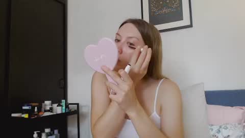 Scarlett online show from July 15, 2026, 8:41 am