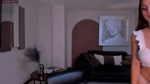 Snapshot of scarlettrosex1 chatting on February 18, 2026, 7:43 pm Scarlett Rose online show from February 18, 2026, 7:43 pm