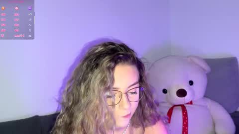 Snapshot of scarlettsmithz chatting on November 16, 2025, 8:03 pm ScarlettSmithz online show from November 16, 2025, 8:03 pm