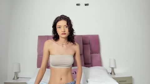 scarlettt_moon online show from January 5, 2025, 12:21 pm