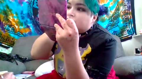 scarletttdesires online show from December 4, 2025, 8:17 pm