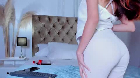 Snapshot of scarletttease_ chatting on November 4, 2025, 1:54 pm scarlett online show from November 4, 2025, 1:54 pm