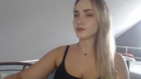 ScarlettxBlonde online show from July 1, 2026, 2:18 pm