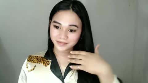 scarletvamp online show from February 19, 2025, 2:55 am