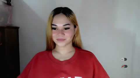 scarletvamp online show from November 6, 2025, 2:12 am