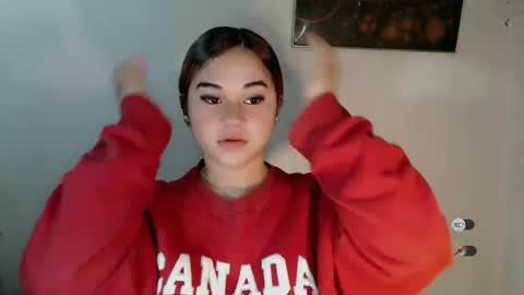 scarletvamp online show from January 18, 2026, 2:21 pm