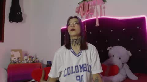 Snapshot of scarllett_bdsm chatting on June 18, 2026, 4:35 am Scarllett online show from June 18, 2026, 4:35 am