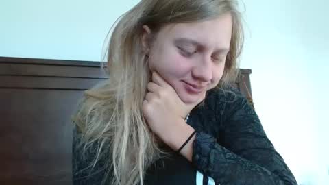 Snapshot of scartit chatting on January 5, 2025, 4:38 pm ScarTit Bernhard online show from January 5, 2025, 4:38 pm