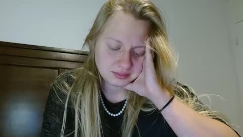 Snapshot of scartit chatting on January 7, 2025, 5:33 am ScarTit Bernhard online show from January 7, 2025, 5:33 am
