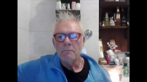 schizzodoro online show from October 20, 2025, 3:51 am