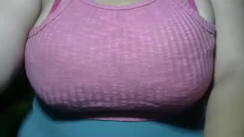 Snapshot of schoco_milf chatting on June 3, 2026, 11:57 am mai latina online show from June 3, 2026, 11:57 am