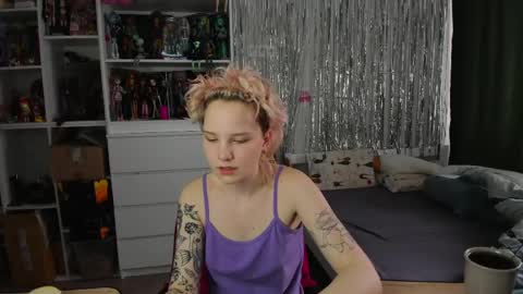 Rina online show from April 2, 2026, 7:06 am