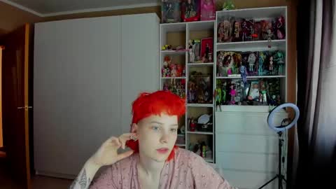 Rina online show from May 29, 2026, 7:50 am