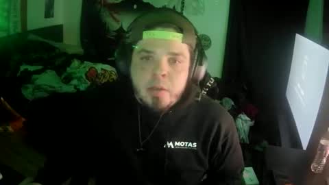 scoobysnaxxxxx online show from December 15, 2025, 10:08 am