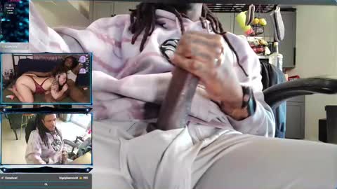 Snapshot of scoobysnow chatting on October 17, 2025, 11:46 am Scooby snow online show from October 17, 2025, 11:46 am