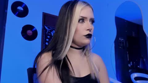 Goddess online show from October 22, 2025, 1:17 am