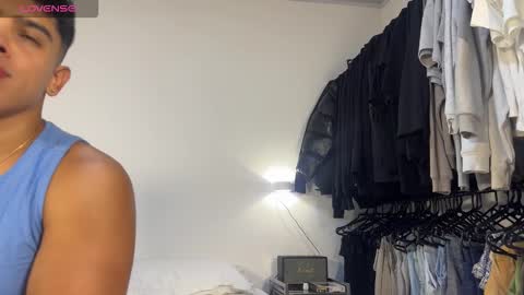 Snapshot of scott_flintt chatting on October 30, 2025, 2:35 am Andrew Flintt online show from October 30, 2025, 2:35 am