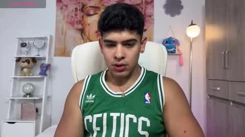 Snapshot of scott_flintt chatting on November 2, 2025, 2:25 am Andrew Flintt online show from November 2, 2025, 2:25 am