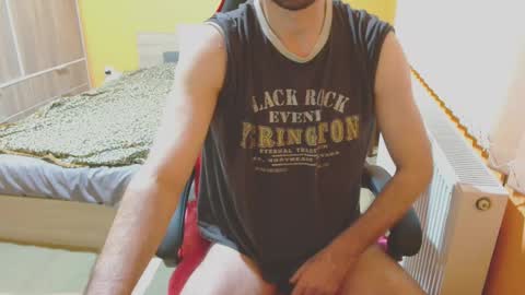 Snapshot of scotty_98 chatting on January 25, 2025, 8:21 pm scotty_98 online show from January 25, 2025, 8:21 pm