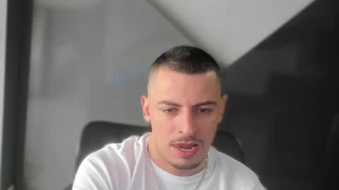 Ricardo online show from October 4, 2025, 3:32 pm