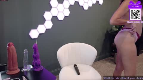 Snapshot of scout_has_fun chatting on October 15, 2025, 1:33 pm Scout has fun online show from October 15, 2025, 1:33 pm