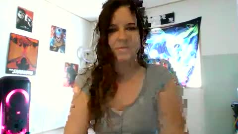 Snapshot of screamqueenp chatting on May 21, 2026, 9:22 pm PennyWise online show from May 21, 2026, 9:22 pm